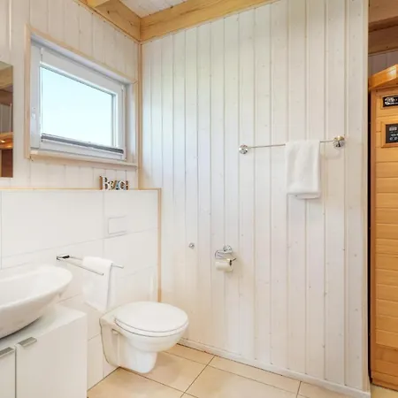 Amazing In Ostseeresort With Sauna Olpenitz